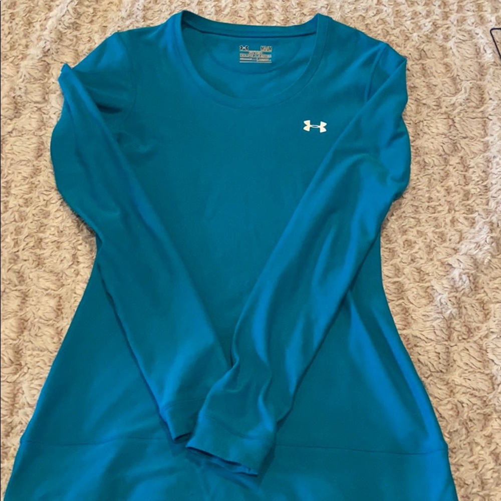 Long sleeved tee